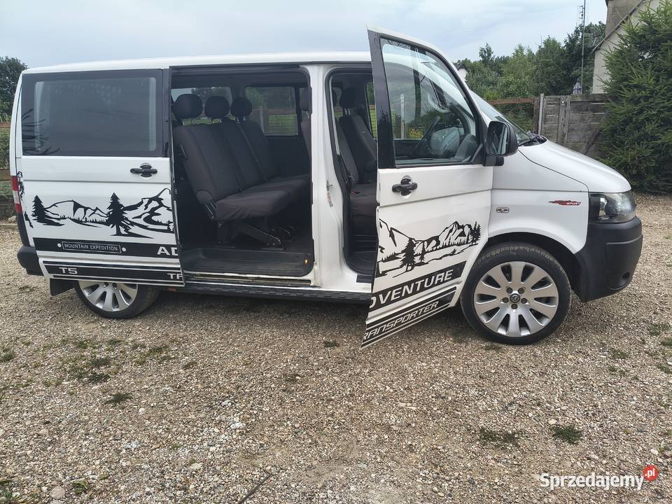 Volkswagen Transporter T5 2 0 CDI 2009 Rok produkcji 2009 Kartuzy
