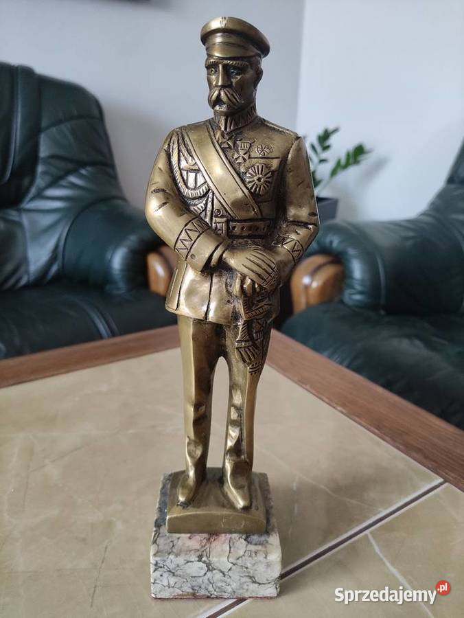 Józef Piłsudski statuetka rzeżba z brązu Janów Lubelski sprzedam