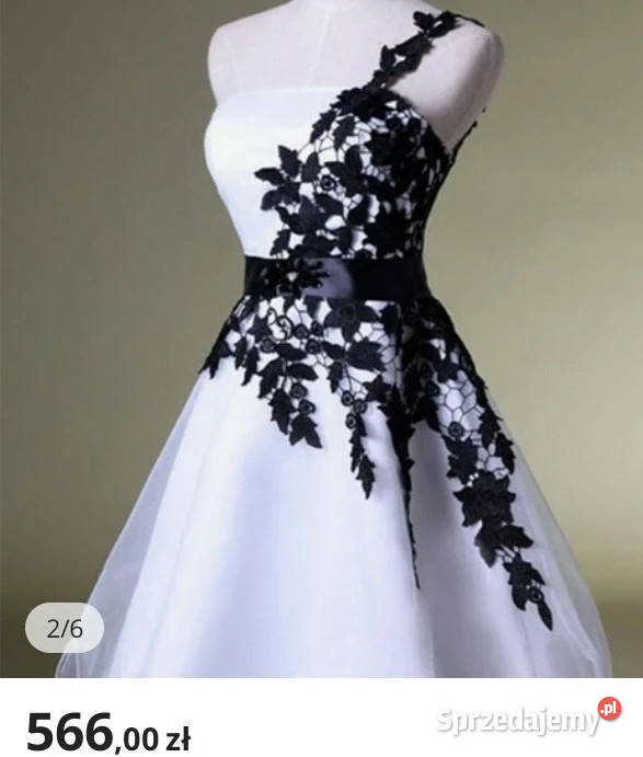 Sukienka floral biała z czarnym haftem z firmy Rozkloszowana  Moda i Styl śląskie Sosnowiec