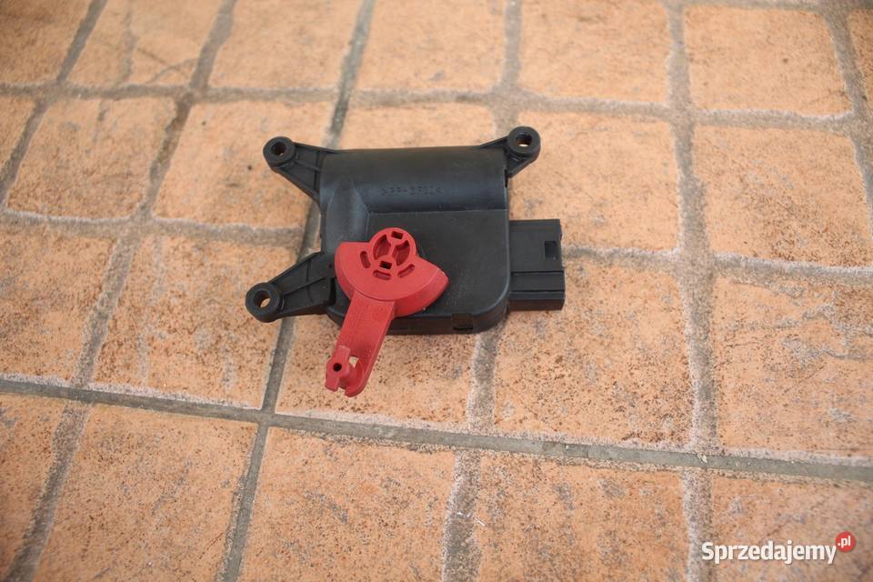 SILNICZEK NAGRZEWNICY AUDI A4 B6 8E1820511 sprzedam