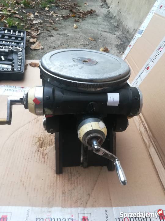 SSTATYWY AVENGERSLAMPY SHOWTEC STAGOBEN MK II Elektronika