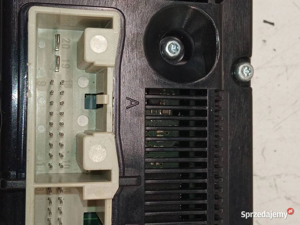 PANEL NAWIEWU ŁADNY 1K0907044BN VW Volkswagen Części samochodowe