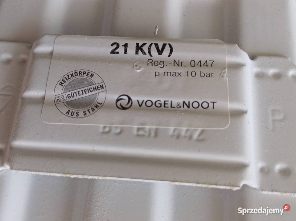 Grzejnik panelowy KV21 COSMO VNH 600x720 prawy Lubin
