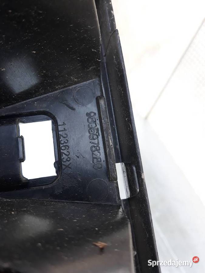 PEUGEOT 208 WZMOCNIENIE ŚLIZG ZDERZAKA TYŁ osobowe Międzychód