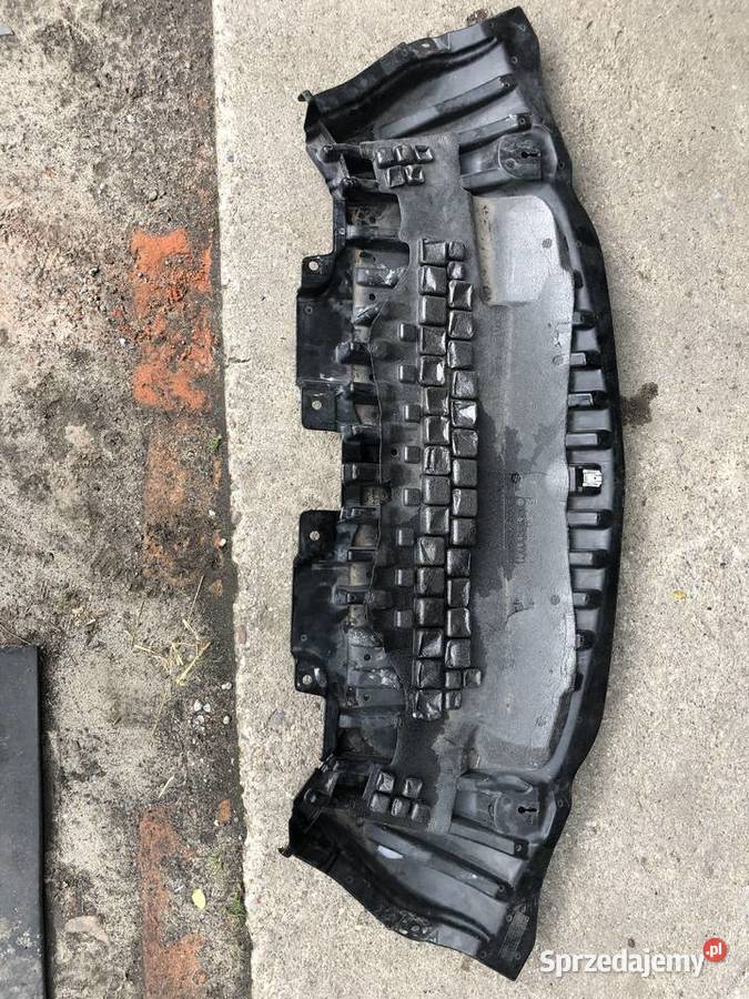 Osłona pod zderzak Mercedes C klasa w205 c klasa lubuskie Wschowa