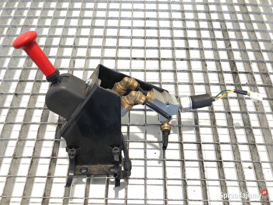 DZWIGNIA HAMULCA RĘCZNEGO RENAULT TRUCKS D sprzedam