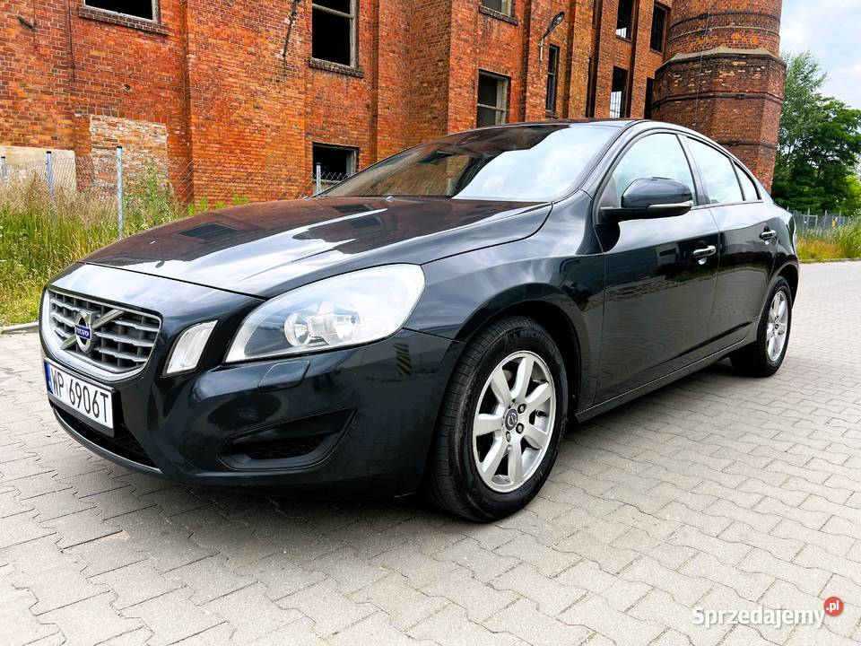 Volvo S60 Podgrzewane fotele Navi Czujniki