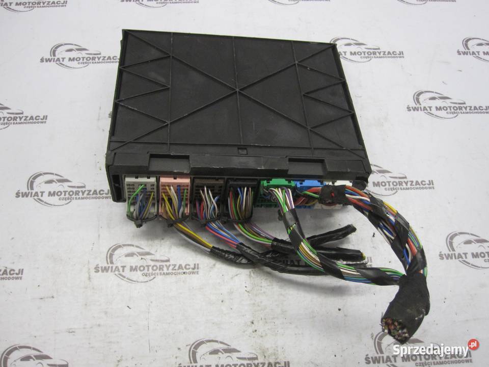 OPEL CORSA E 17r moduł komfortu 13515939