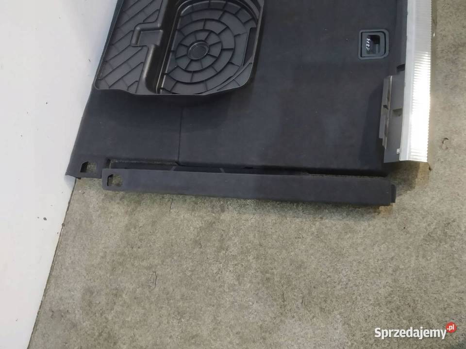 PODŁOGA BAGAŻNIKA OSŁONA PASA TYŁ AVANT KPL Audi