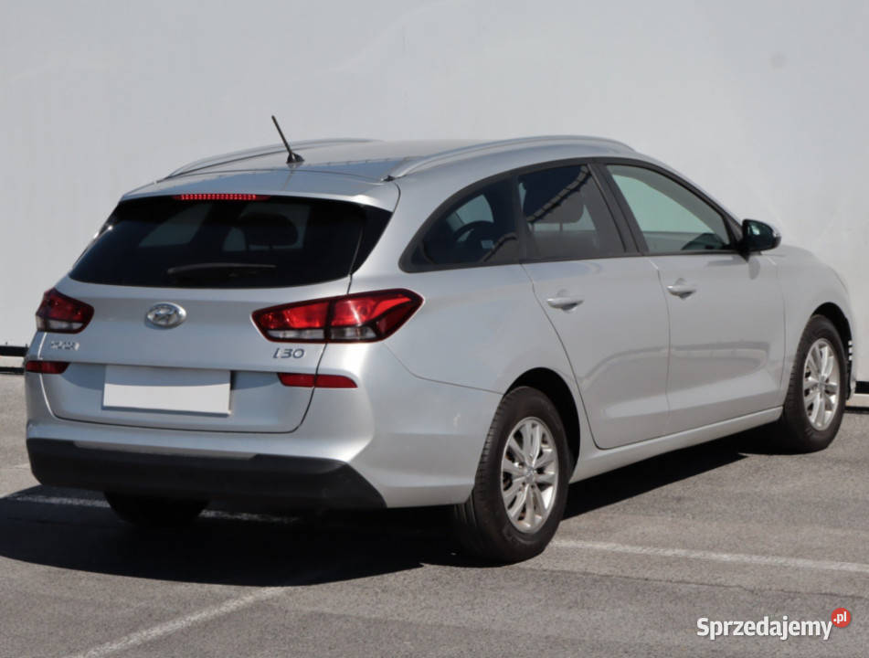 Hyundai i30 10 TGDI elektryczne szyby sprzedam