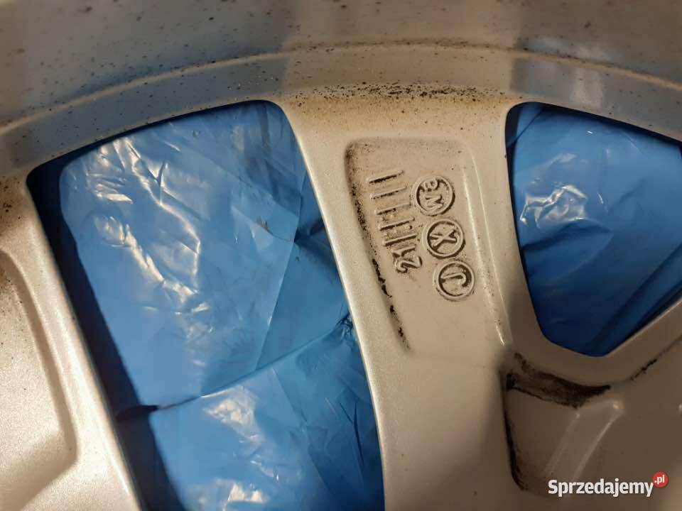 Koła zimowe Pirelli Sottozero 3 20550 R17 z Pozostałe Włocławek