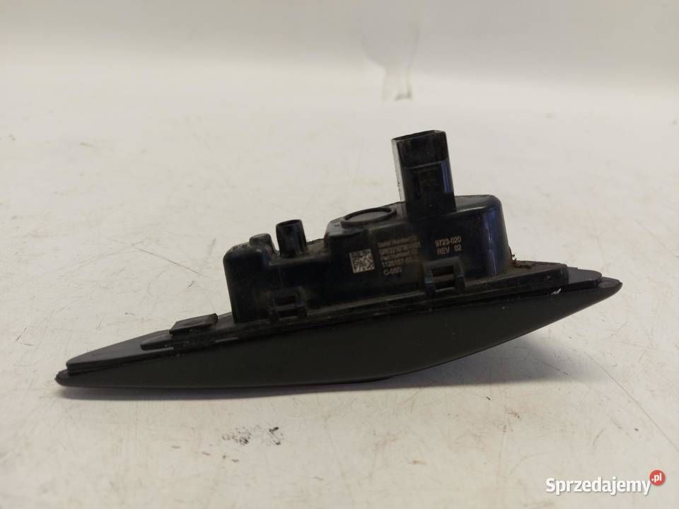 TESLA MODEL Y 2022r KAMERA KIERUNKOWSKAZ PRAWY