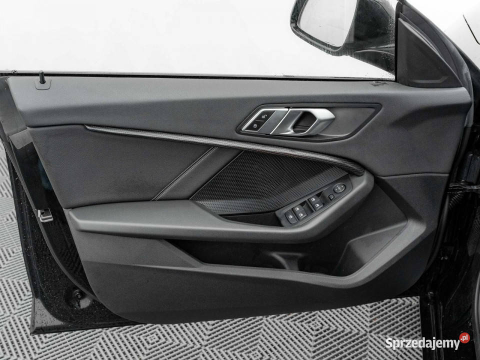 BMW 218 DW1UY03218i Sport Line Ambient Kcof Gdańsk