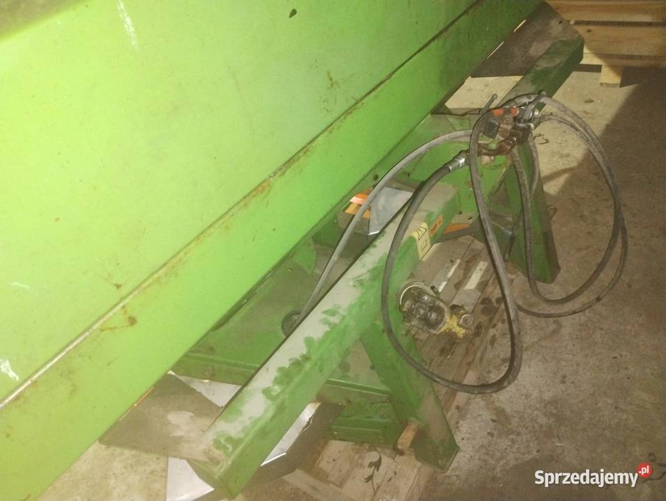 Sprzedam rozsiewacz amazone 1800l Wieluń