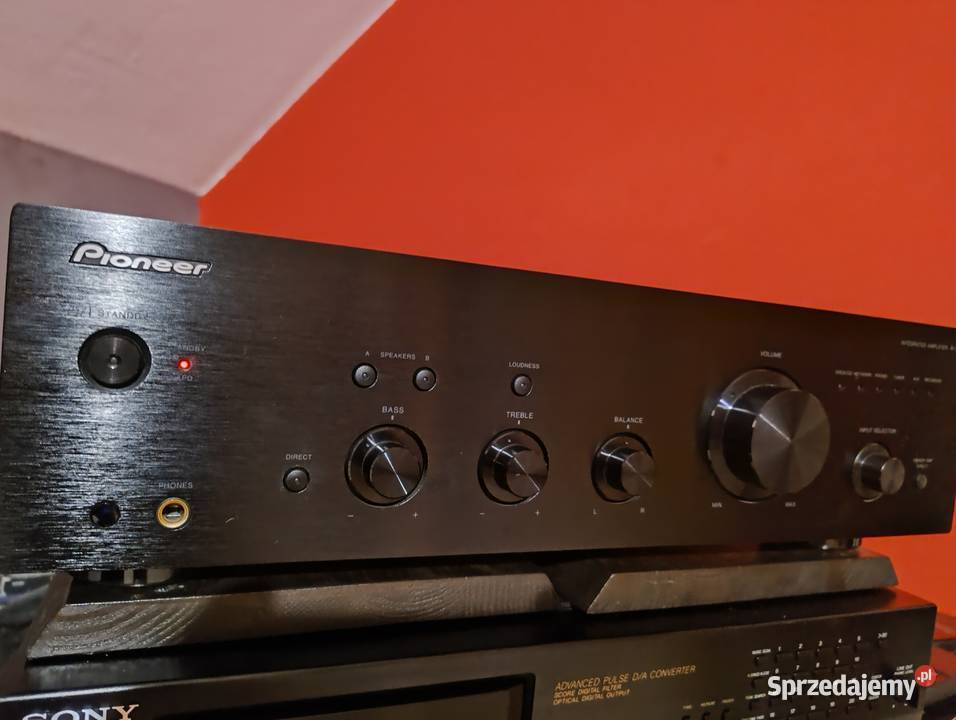 Wzmacniacz Pioneer a 30 k z pilotem