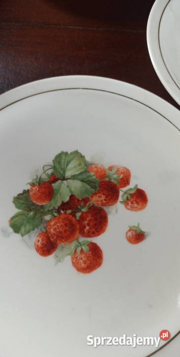 Talerzyki deserowe z owocami