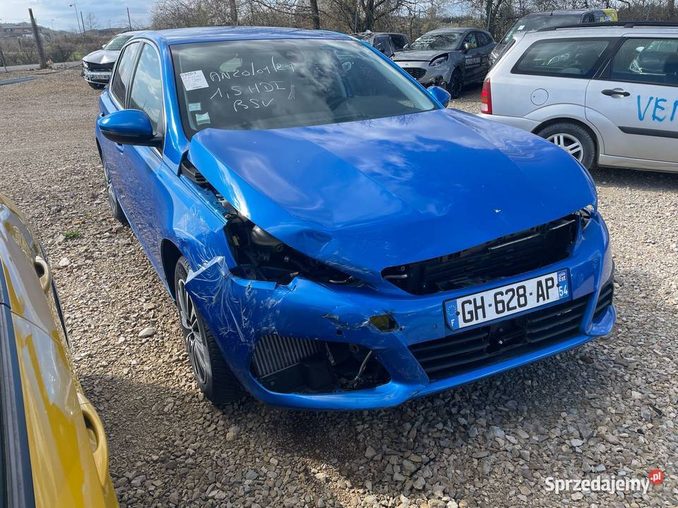 PEUGEOT 308 II 15 BlueHDi 130 Allure Pack GH628 manualna