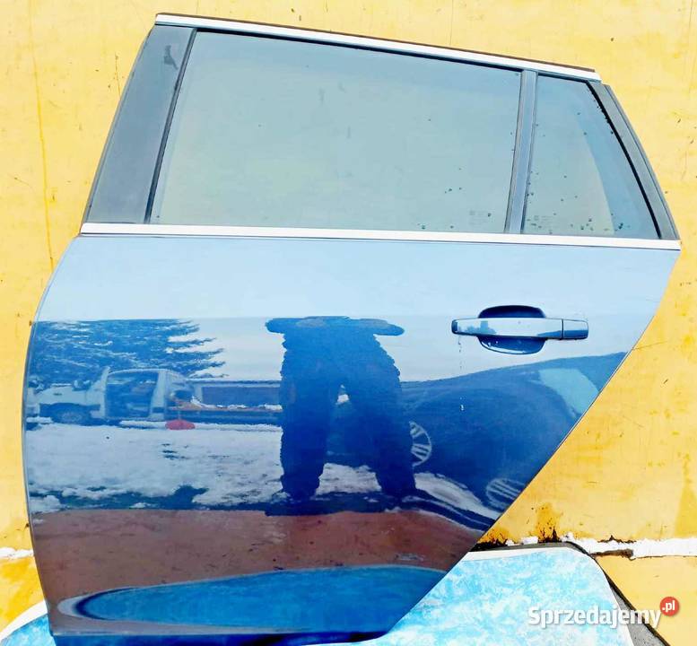 OPEL INSIGNIA A KOMBI DRZWI LEWY TYŁ DO Radom
