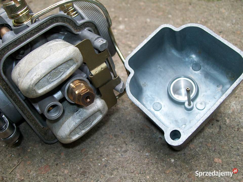 GAŹNIK BING 136102 CZ JAWA CROSS ENDURO MAICO Świerzawa sprzedam