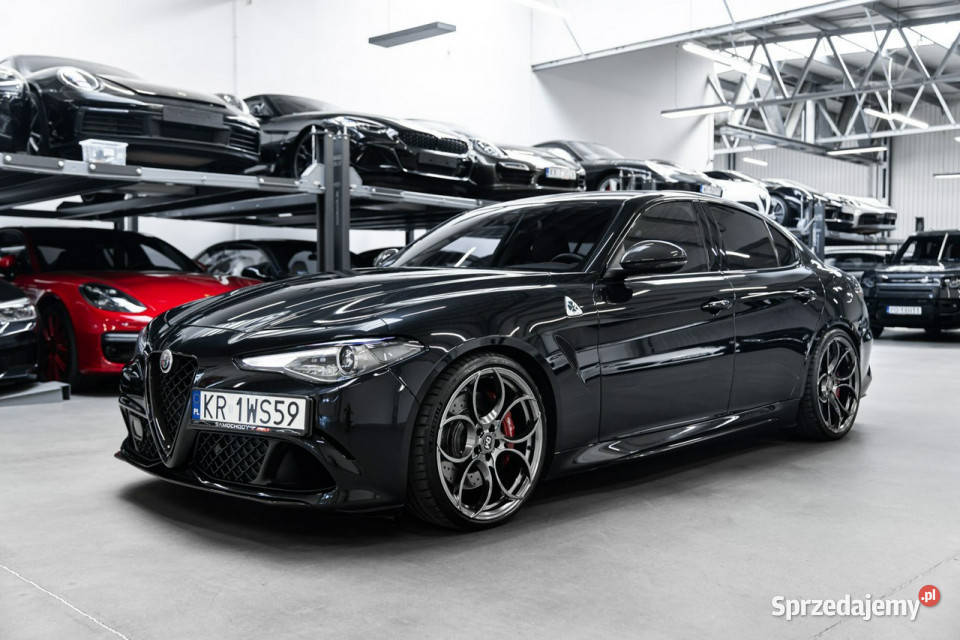 Alfa Romeo Giulia Quadrifoglio 29 V6 510 42970km Węgrzce