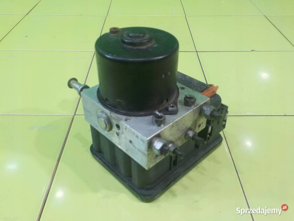 MITSUBISHI OUTLANDER II 20 DID 09r 5D pompa ABS osobowe Suków