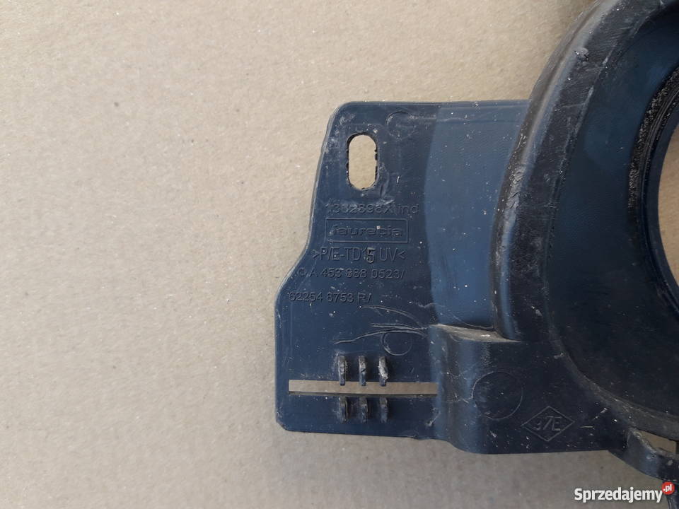 SMART FORTWO W453 KRATKA ŚRODKOWA ZDERZAKA Bieleń