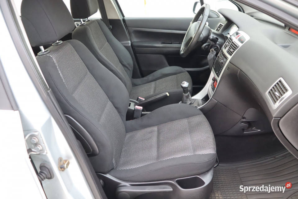 Peugeot 307 16 HDi srebrny Zabrze