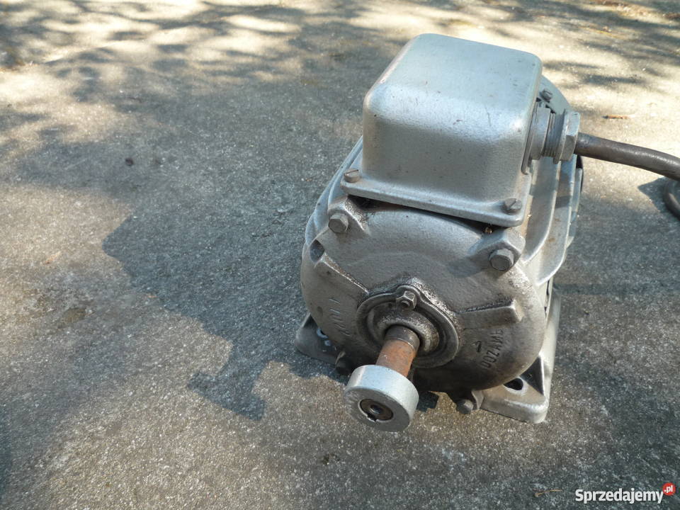 Sprzedam silnik 3 fazowy 08 KW 2800 obr Elektryka i akcesoria Poznań
