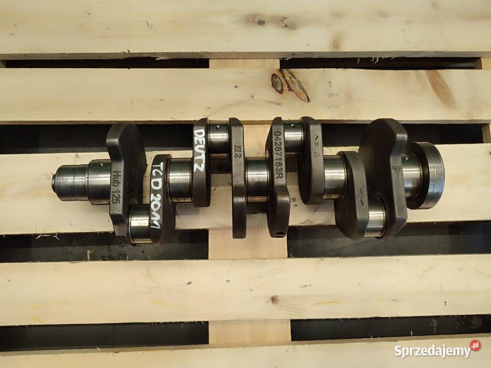 Wał korbowy 04287163R Deutz TCD 2011