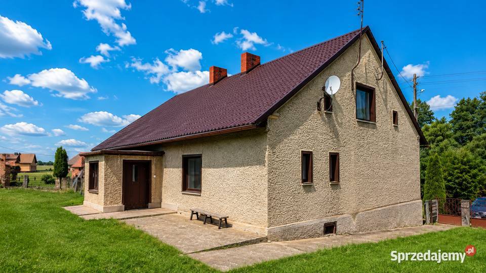 Dom z potencjałem i zabudowaniami gosporcymi Wolęcin