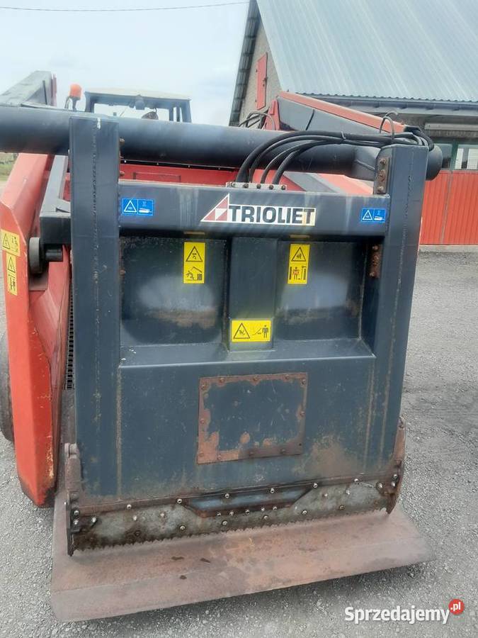 Wycinak wybierak paszowóz samozaładowczy nieuszkodzony Maszyny zielonkowe Ryki sprzedam