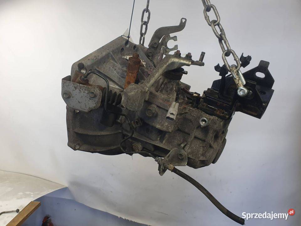 SKRZYNIA BIEGÓW TOYOTA YARIS II C551 81113822 Lipno sprzedam