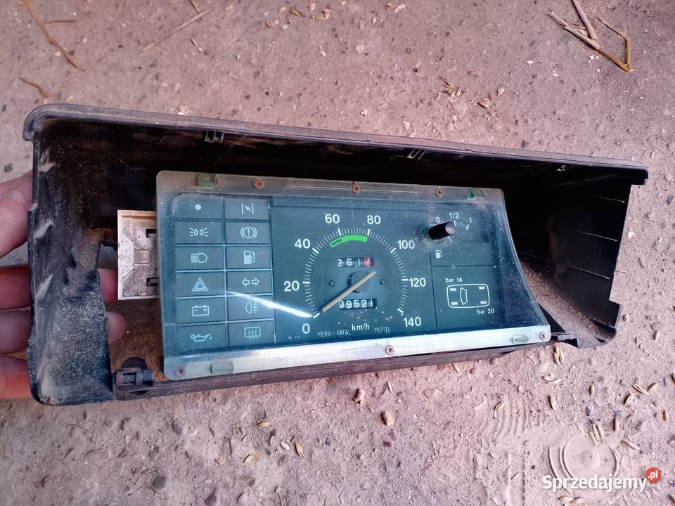 Fiat 126p licznik prędkościomierz osobowe Tuchola