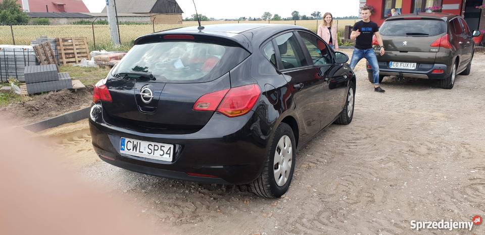 Opel astra j 2010