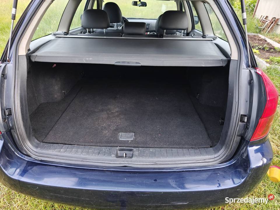 Subaru Legacy 20 benzyna LPG 2004 r Hak Biadacz