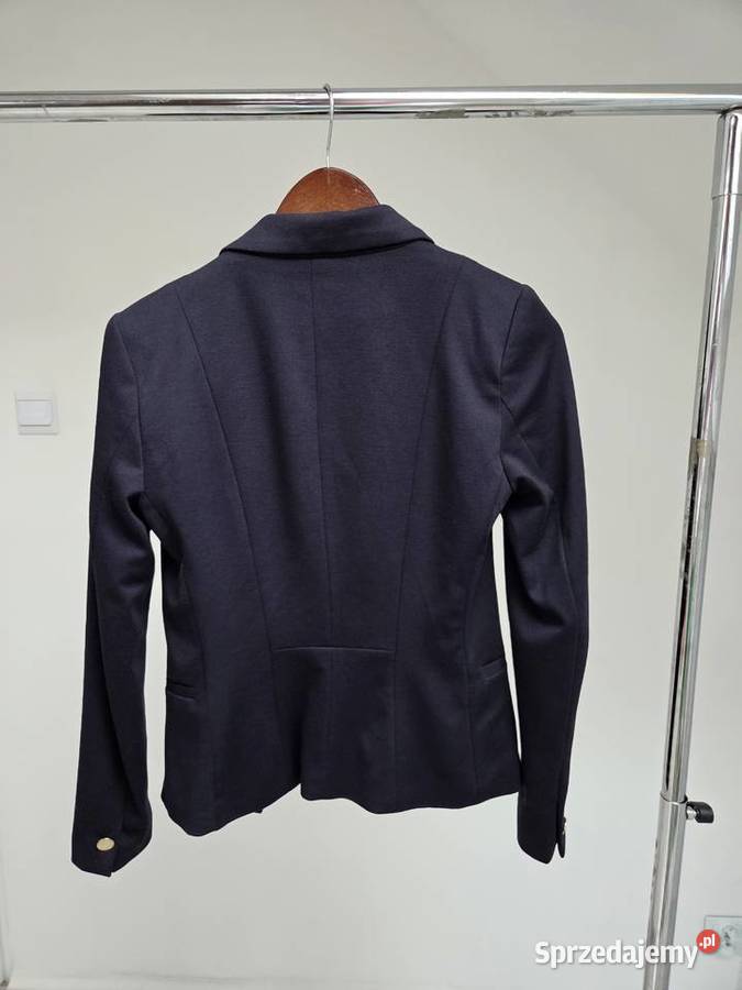 Granatowa marynarka żakiet ze złotymi guzikami niebieski
