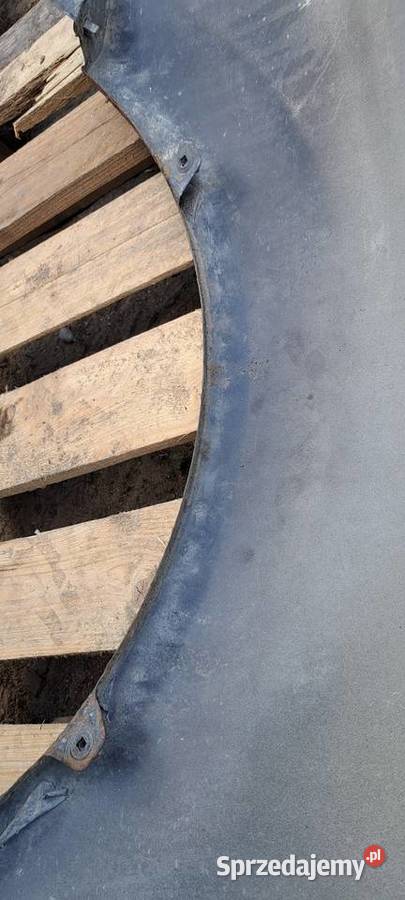 Błotnik prawy przedni VW Passat B5 1998r Luzino