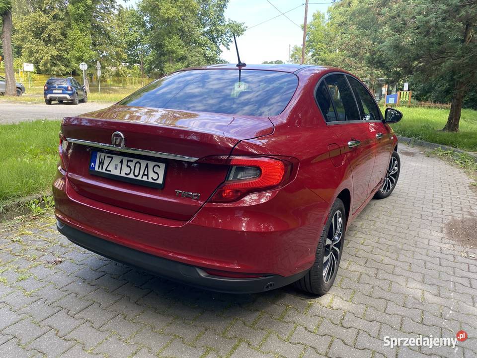 Fiat Tipo w najbogatszej wersji z LPG salon