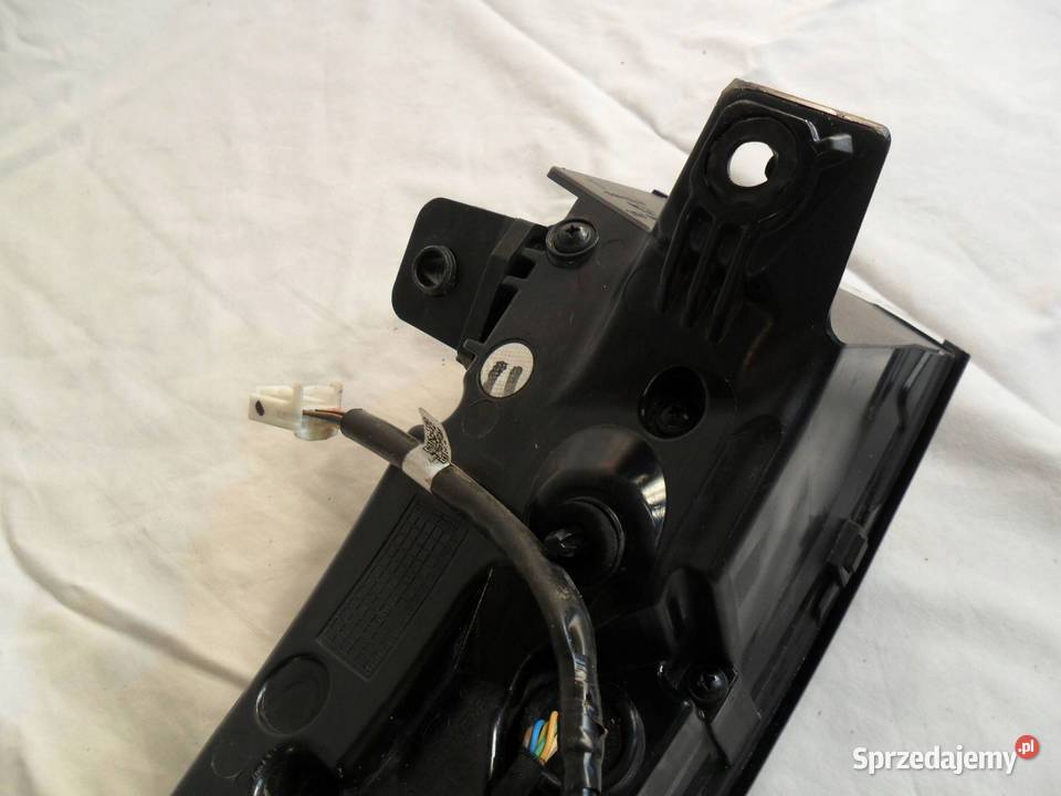 LAMPA TYLNA TYŁ STRONA LEWA BYD SEAL Nowy Tomyśl