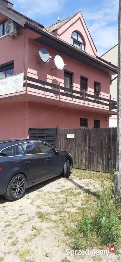 Pawilon handlowo usługowy od ulicy Zawiercie