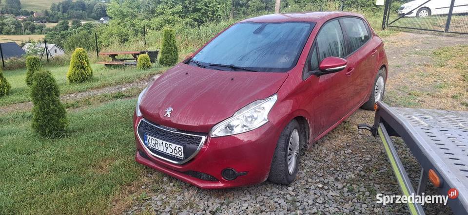 Peugeot 208 12 benzyna