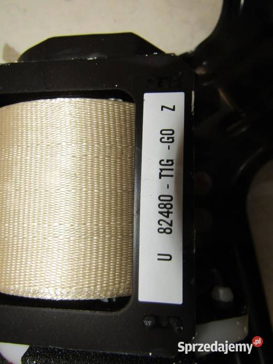 PAS ŚRODKOWY TYŁ TYLNY HONDA CRV CRV IV U 82480