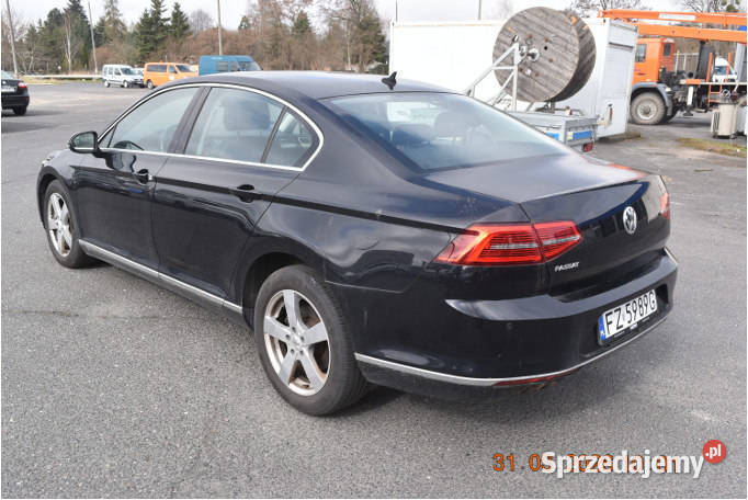 VOLKSWAGEN PASSAT 2015 179800 ccm 180 Volkswagen mazowieckie Warszawa