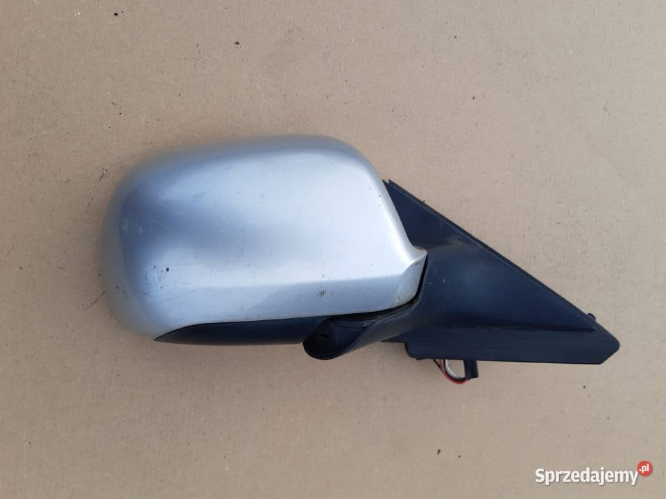 A3 8L Lusterko prawe