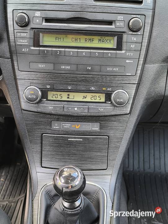 Toyota Avensis 20 td nieuszkodzony sprzedam