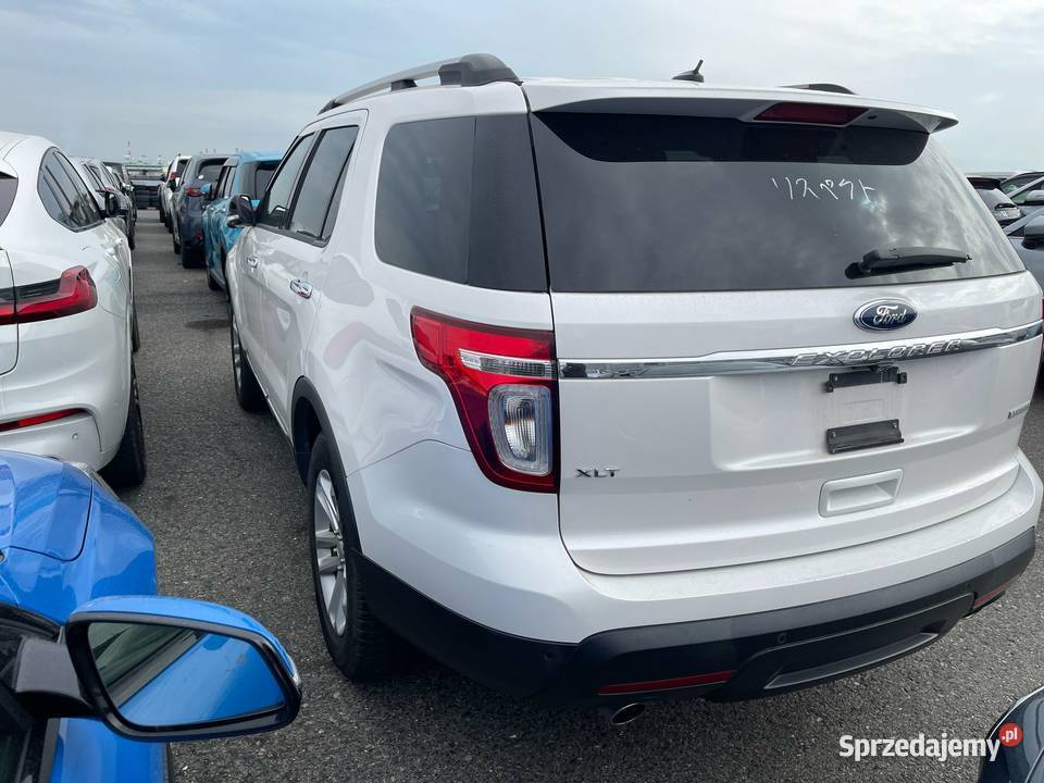 Ford Explorer 7os 2 l Benz Japonia bezwypadkowy