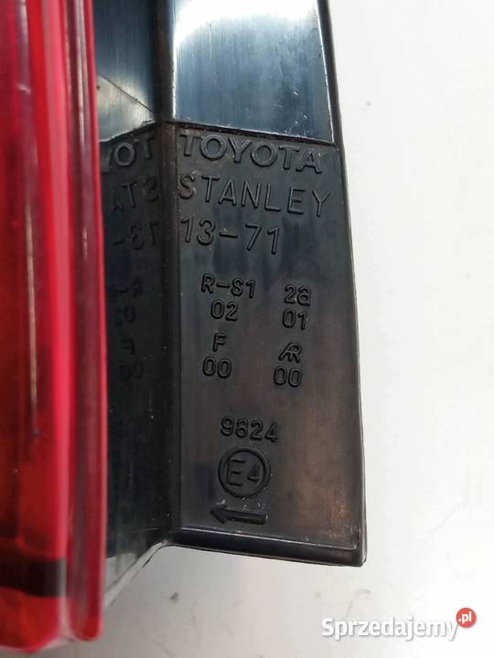 LAMPA TYŁ LEWA EU Toyota Corolla Verso I osobowe