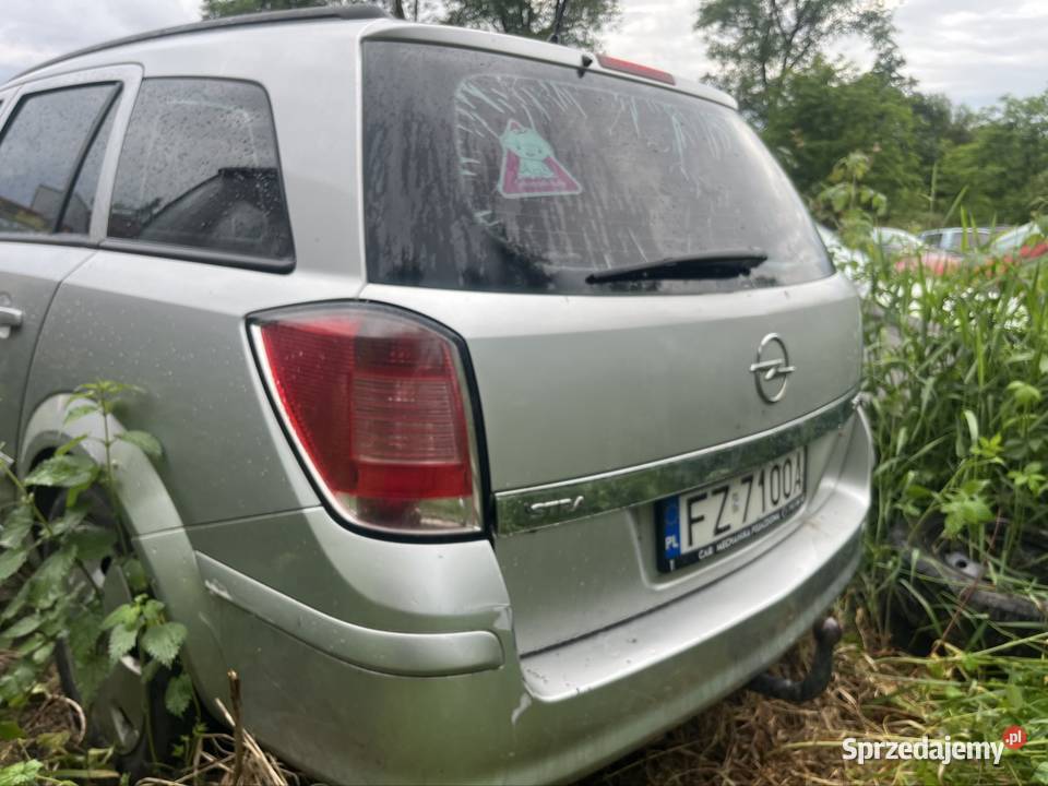 Opel astra h 3 na części w całości