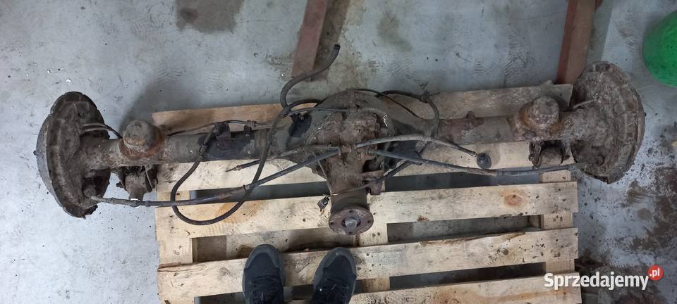 suzuki vitara 8897 most tył tylny mazowieckie Żerdź