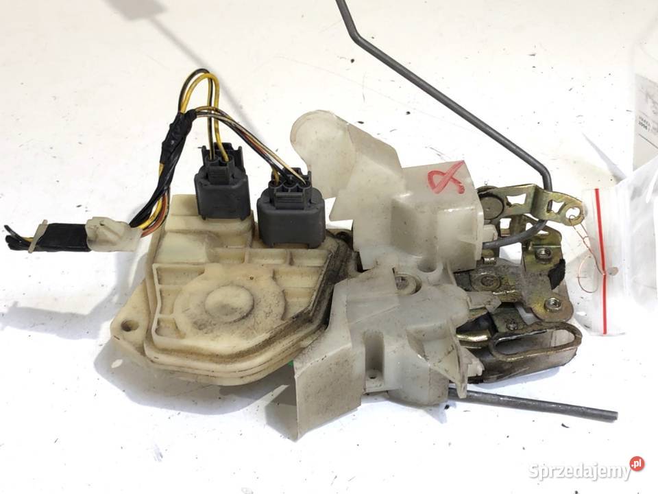 ZAMEK DRZWI LEWY PRZÓD HONDA CIVIC VII Hatchback